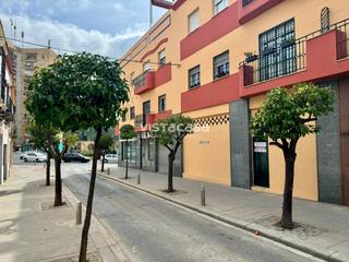 Lloguer Local Comercial a Centro. Alquiler de local comercial en alcalá de guadaíra