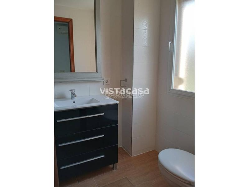 Foto 0544b0db-e0b6-44dc-a870-6aacdc1e52f0. Rent flat with heating parking in Parque Alcosa Sevilla