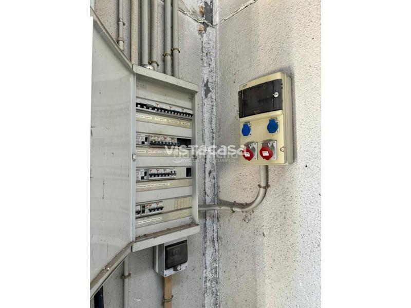 Foto 29d4a154-ff7f-4476-b9d5-b4c179c2f860. Rent industrial building with heating in La Paz Alcalá de Guadaira