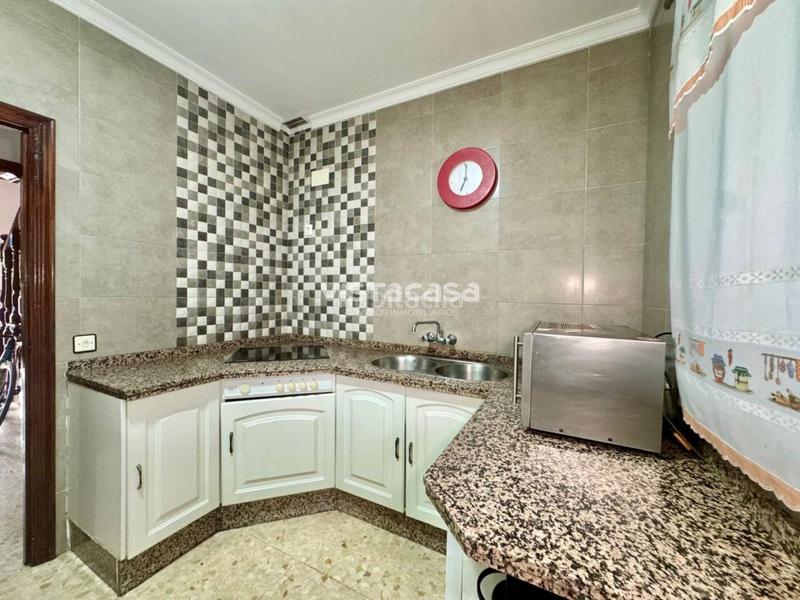 Foto c5fb6b12-93ea-496c-a5d0-7a3a19122310. Casa a schiera con riscaldamento in Viso del Alcor (El)