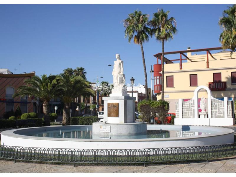 Foto eb377d2d-25cd-47d5-a7d3-a2d165fffb2d. Haus in Mairena del Alcor