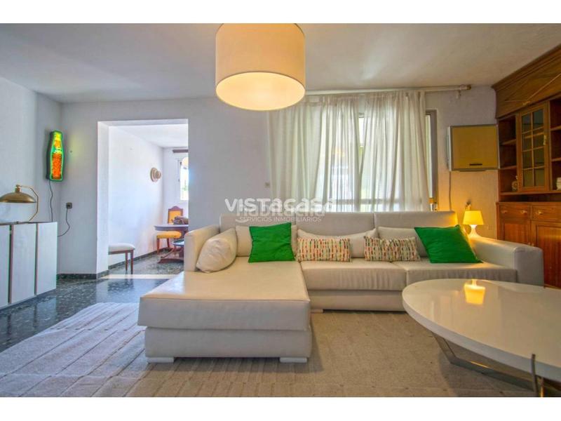 Foto 2c59f70e-9146-4700-b45a-2cc9f7bd7e24. Chalet con riscaldamento parcheggio piscina in La Paz Alcalá de Guadaira