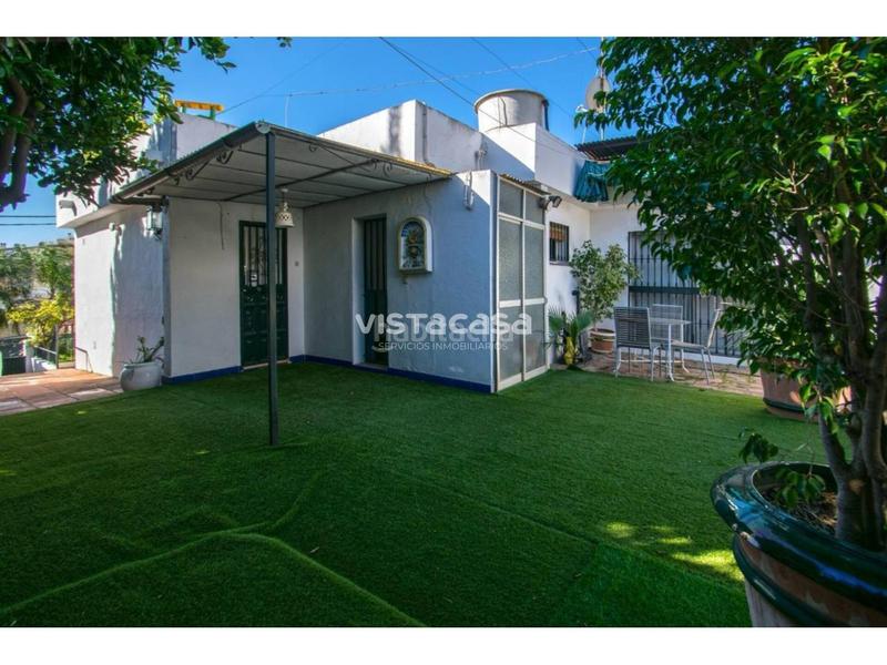 Foto 44b0e256-57ac-4a86-9849-29aa76d6c6be. Chalet con riscaldamento parcheggio piscina in La Paz Alcalá de Guadaira