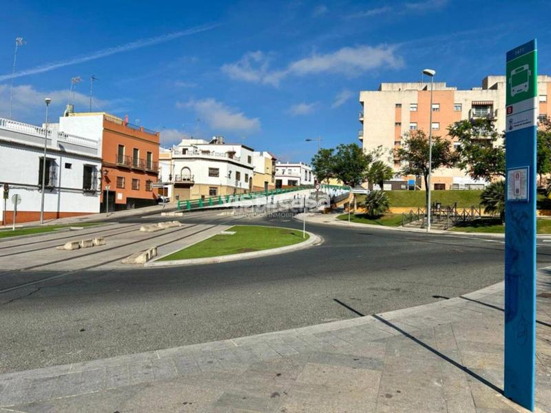 Foto 06bcd3b1-87db-4b64-b81e-fff51ad3a8a2. Terrain industriel dans La Paz Alcalá de Guadaira