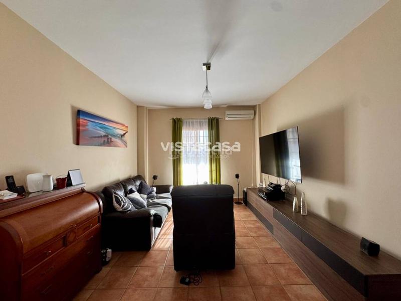 Foto 343b1bdd-ad29-40b3-9ccd-54194138627f. Reihenhaus mit heizung in Mairena del Alcor