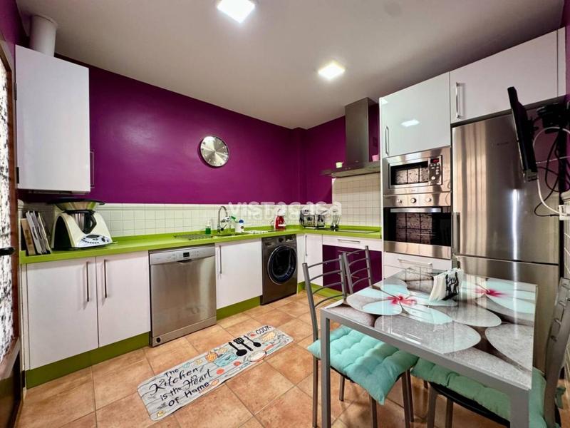 Foto e0c28221-e817-4dba-b50b-ad54b1f11931. Reihenhaus mit heizung in Mairena del Alcor