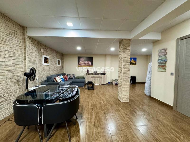 Foto fc395414-7f97-4cf8-9ee3-b407729889a0. Reihenhaus mit heizung in Mairena del Alcor