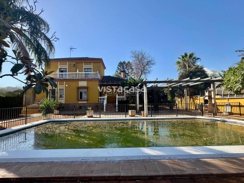 Foto 17001e90-4bcb-49a1-b660-4721153b63b1. Chalet mit parking pool in Mairena del Alcor