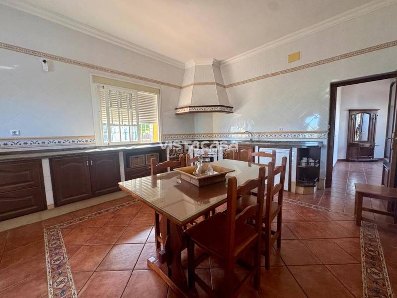 Foto 47f86f88-cbd7-4257-a50d-edea21b72323. Chalet mit parking pool in Mairena del Alcor