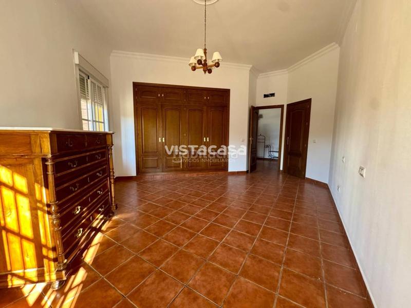 Foto afb5acf0-c1e9-4d9b-9022-af432a6ad343. Chalet mit parking pool in Mairena del Alcor