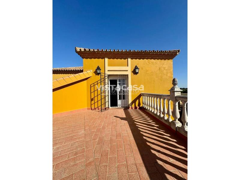 Foto d32084ea-3980-447d-84d2-ecf9024fe7aa. Chalet mit parking pool in Mairena del Alcor