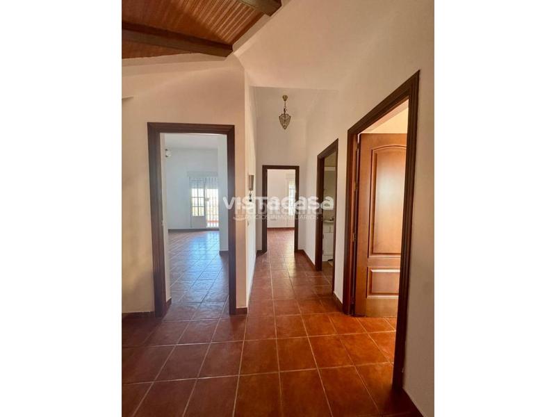 Foto edd43a58-1467-444b-ae3c-0e9f86d6ab87. Chalet mit parking pool in Mairena del Alcor