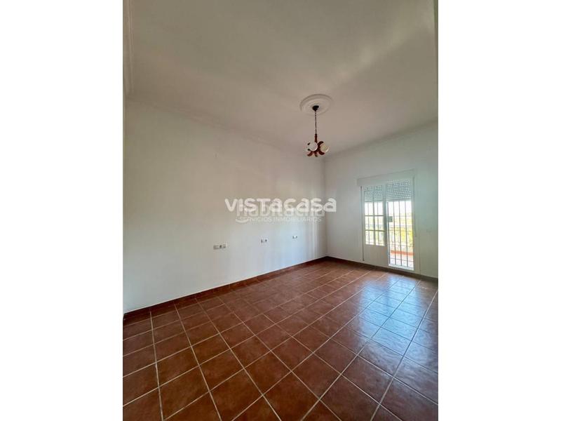 Foto f221ee6d-f39a-405a-ad78-44b508f246a2. Chalet mit parking pool in Mairena del Alcor