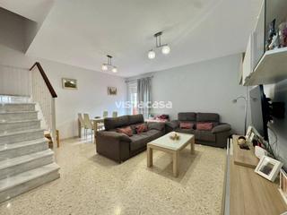 Casa adossada a Mairena del Alcor. Venta de una casa adosada con plaza de garaje en mairena del alc