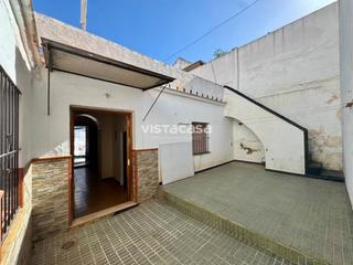 Maison à Mairena del Alcor. Venta de casa con salida y entrada a dos calles en mairena del a