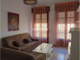 Miete Etagenwohnung in Mairena del Alcor. Alquiler de piso en mairena del alcor