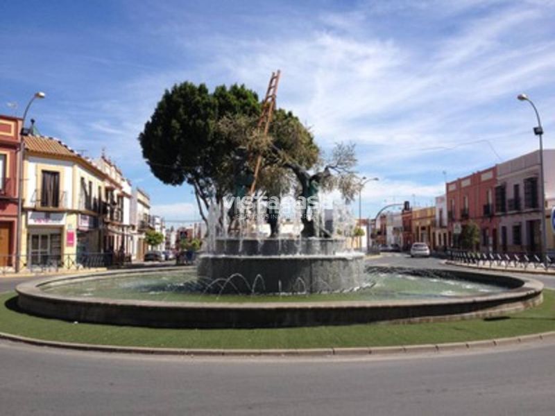 Foto a7312dc2-ff72-4b77-93a9-3782640c9733. Fabrikhalle in Mairena del Alcor
