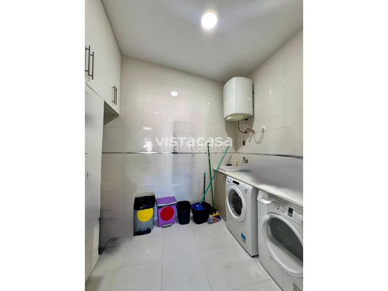 Foto 279ea64d-f2d8-4321-80da-8e9105e17565. Casa venta de casa espaciosa en Mairena del Alcor