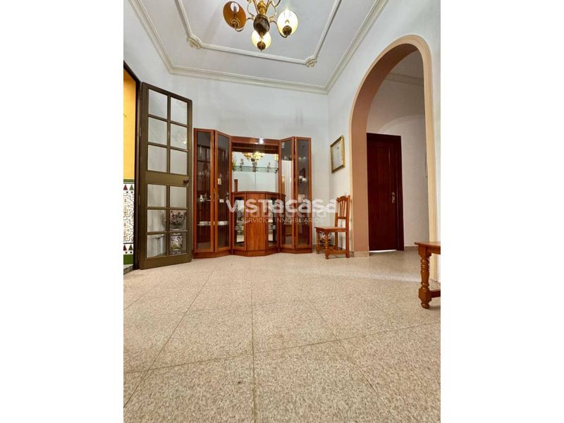 Foto 0d8db872-c7de-4968-a008-38b70f8564be. House with heating parking in Mairena del Alcor