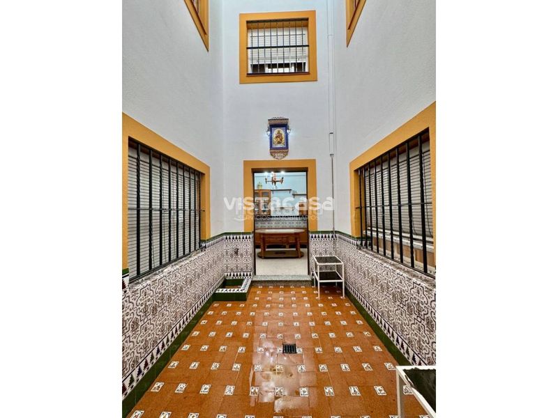Foto 83a641fa-a3bd-4d5d-b11d-46d443d5c0b9. House with heating parking in Mairena del Alcor