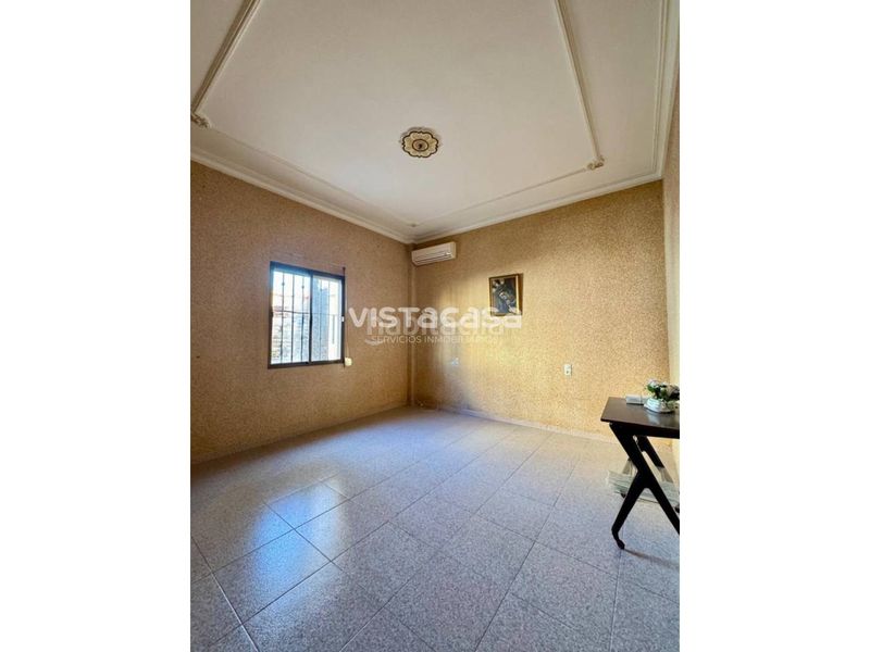Foto 84a226aa-4ff8-4676-a742-58c6e37457be. House with heating parking in Mairena del Alcor