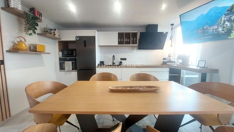 Foto 1aa41df1-9ef1-4827-989b-e43e32b0b937. Apartamento  en primera línea de playa totalmente reformado y modernizado en venta . en Fuengirola