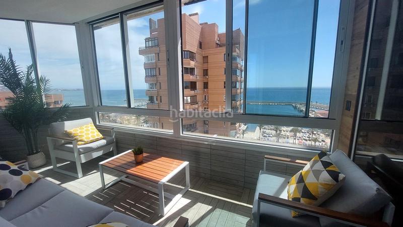 Foto 3e3cd22a-dab9-4bb7-97ed-fdddd865ec4b. Apartamento  en primera línea de playa totalmente reformado y modernizado en venta . en Fuengirola