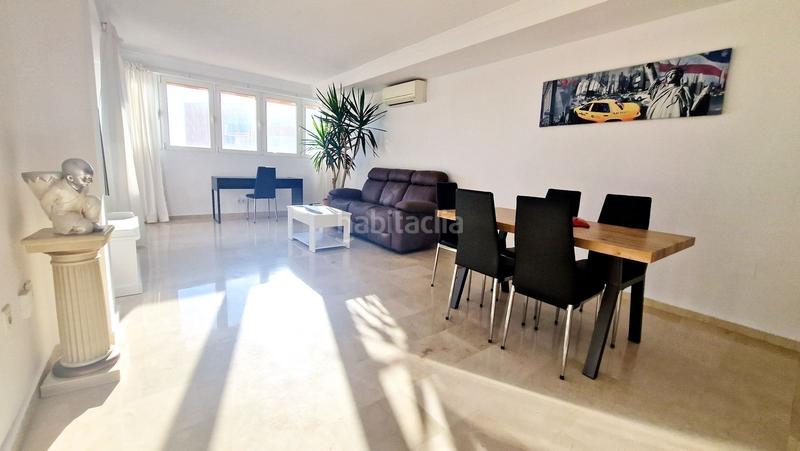 Foto 5f85d4b3-ed8d-4bb4-8cbd-7af03ddedff1. Dúplex amplio ático dúplex en venta con vistas panorámicas. en Fuengirola