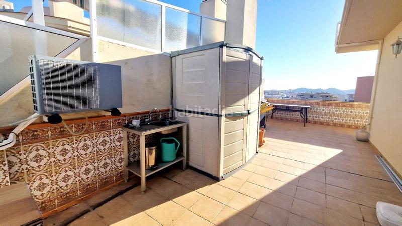 Foto 8273dbaf-e481-4e81-8a5e-28ea298f7720. Dúplex amplio ático dúplex en venta con vistas panorámicas. en Fuengirola