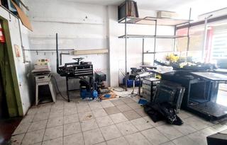 Pis a Arroyo de la Miel. Local comercial en venta para reconvertir en apartamento