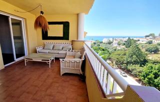 Àtic a Torreblanca del Sol. Estupendo ático duplex a la venta andando a la playa en fuengiro