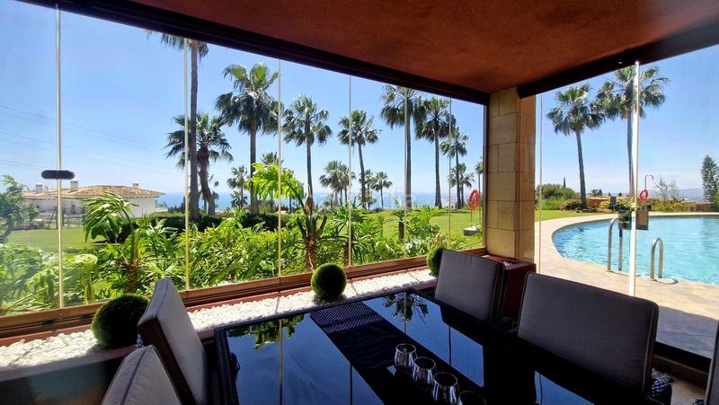 Foto 7d380d91-f57b-4ded-85d1-32ca388c4329. Planta baja lujoso apartamento en la prestigiosa reserva de el higuerón, en Benalmádena