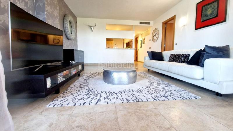 Foto c6670312-9c59-43d8-9a01-2a0e11f9f538. Planta baja lujoso apartamento en la prestigiosa reserva de el higuerón, en Benalmádena