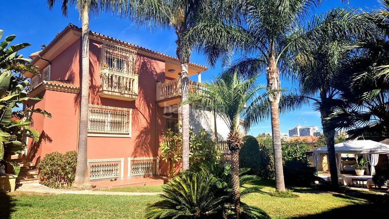 Foto 4b75a31a-a9ee-4f98-b931-1c1bfa34ecc8. Chalet gran villa en venta en Playamar - Benyamina Torremolinos