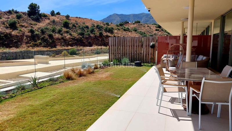 Foto 6d99b815-ed1e-409c-96d0-937c7df04a03. Planta baja ¡toda la comodidad y el lujo que buscas! en Mijas