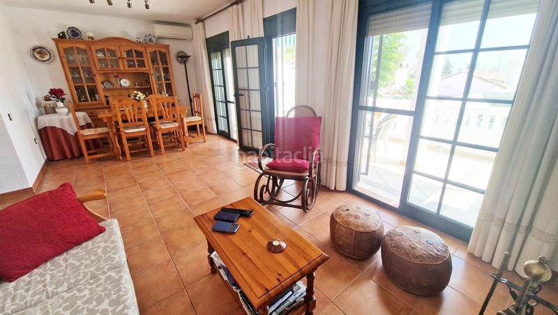 Foto f6c45b46-1b65-4754-85f8-22088503fb31. Casa adossada amb xemeneia a campo de Mijas Mijas