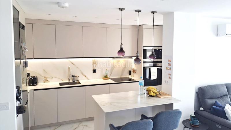 Foto bbf1bfd8-ba60-4f5f-b54f-15b6cb5aa999. Apartamento impresionante apartamento totalmente renovado – en Fuengirola