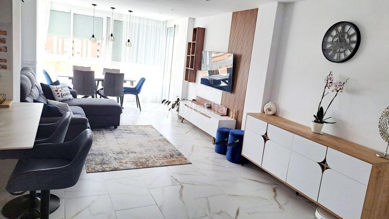 Foto d5fd4608-d18d-4421-945a-940afc932fc0. Apartamento impresionante apartamento totalmente renovado – en Fuengirola