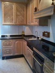 Piso  Publicidad. Piso en venta en el pedroso, 3 dormitorios.