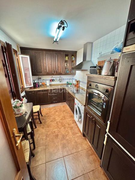 Foto adfc5169-c1e7-4e7f-8027-f32c4f00d278. Attico con parcheggio in La Calzada - La Florida Sevilla