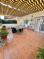 Casa adossada  Averroes. Casa adosada en venta en barriada guadalquivir, 4 dormitorios.