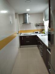 Appartement à Pino Montano - Consolación. Piso en venta en macarena  avd.de pino montano, 4 dormitorios.