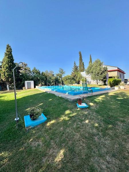 Foto b5667bb8-4f1c-4488-8a7e-be5502c8370f. Terreno residencial parc. rúst. en venta en la rinconada. en Sevilla