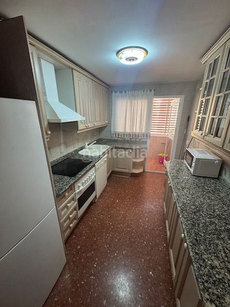 Foto a770bea1-d64c-431a-abcc-8a2396cb9195. Pis amb aparcament a Pino Montano - Consolación Sevilla