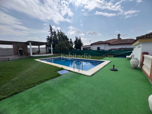 Foto 6d1108b6-e62b-4168-9a9e-70a1e325f255. Masia a Carmona