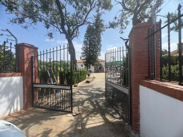 Foto 71b62c77-bfba-4cb9-82ad-9236aa1a3997. Masia a Carmona