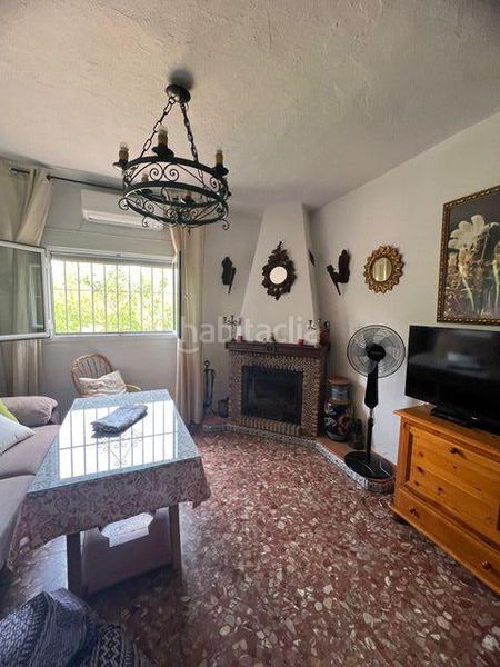 Foto c4be337f-47ec-4e4f-ba34-ee5d08979f90. Masia a Carmona