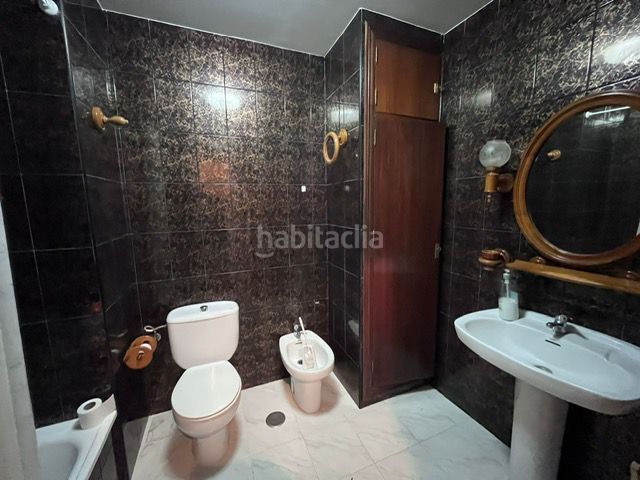 Foto b99b39c8-a6fd-4c5a-b925-1d530728d1e4. Piso  en venta , 4 dormitorios. en Barbate Barbate