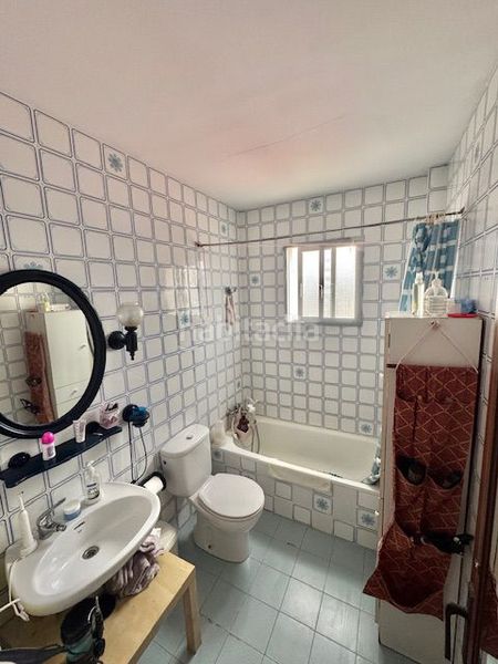 Foto bb2d2f56-dd38-44d1-9495-c97bfdc35aee. Pis a Barbate Barbate