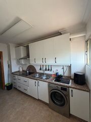 Pis  Alarifes. Piso en venta en pino montano  oficios  mares, 3 dormitorios.